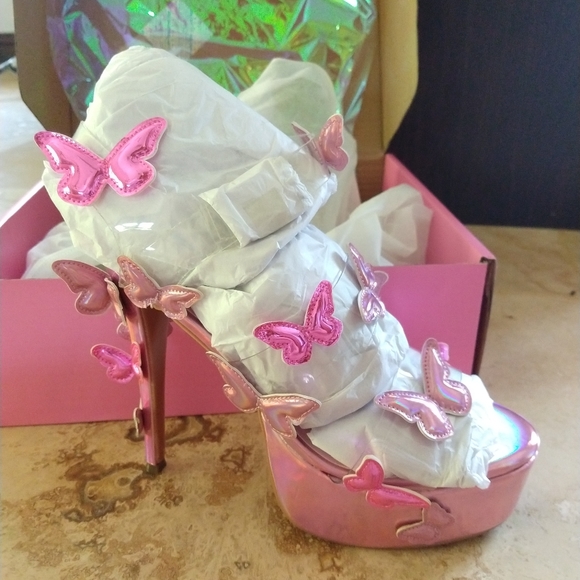 FINAL NWB Sweet Butterfly Baby Platform Heels - Picture 2 of 5